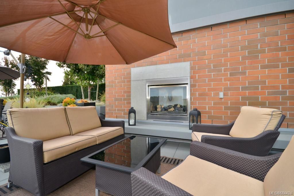 listing image 16048489354633075601