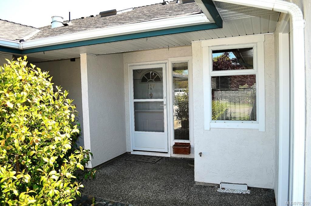 listing image 16040348958677783736