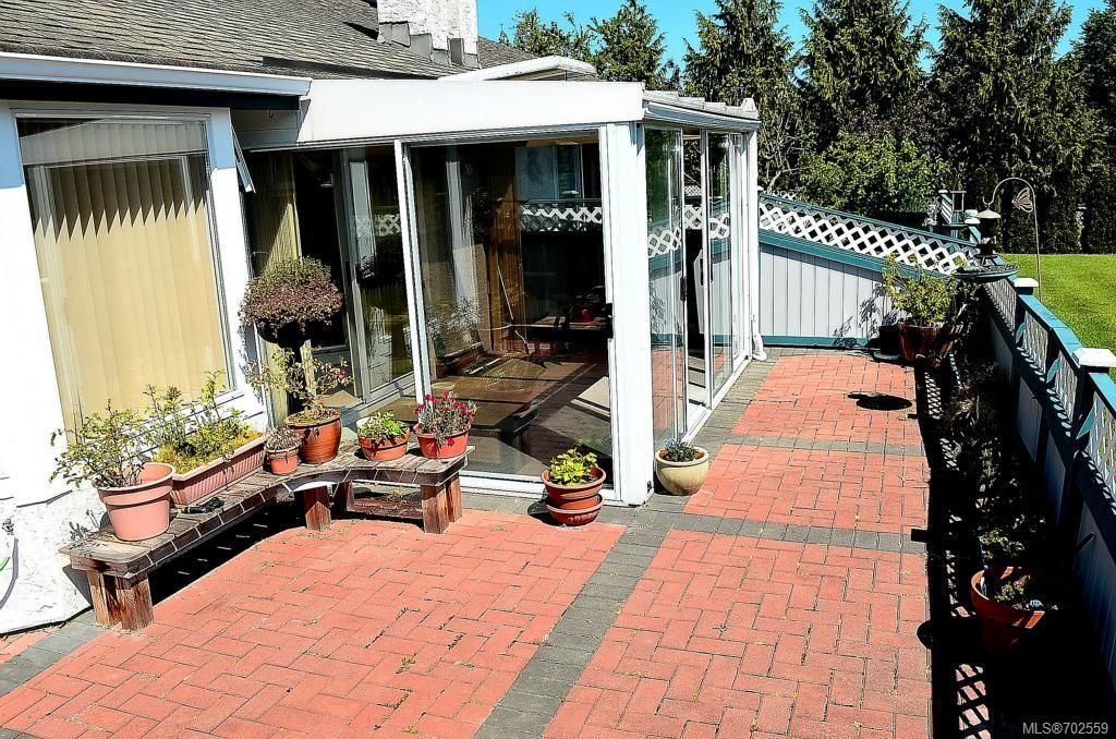 listing image 16047003746371238167