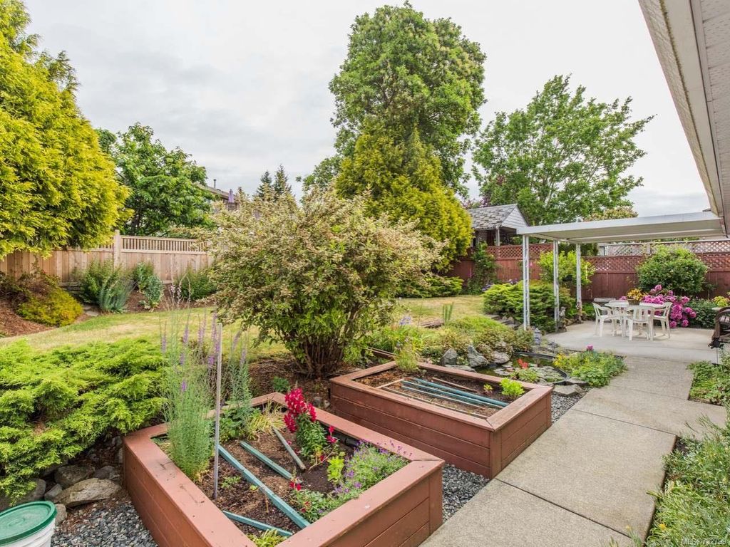 listing image 16049888384959008028