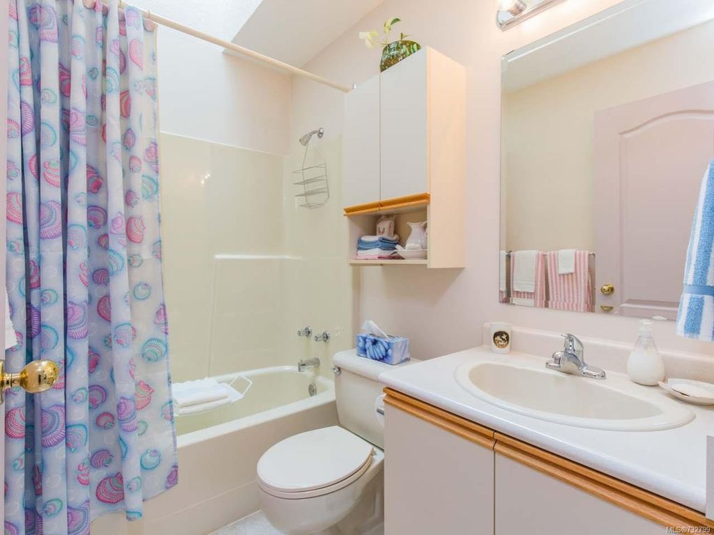 listing image 16044912957453635917