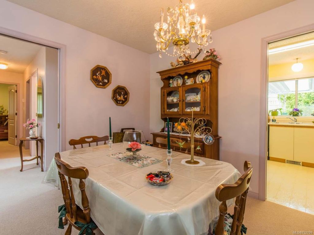 listing image 16043963082035354413