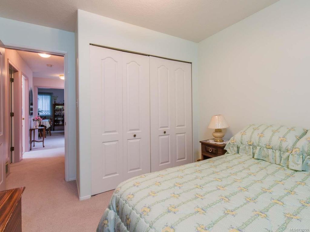 listing image 16048397676991502140