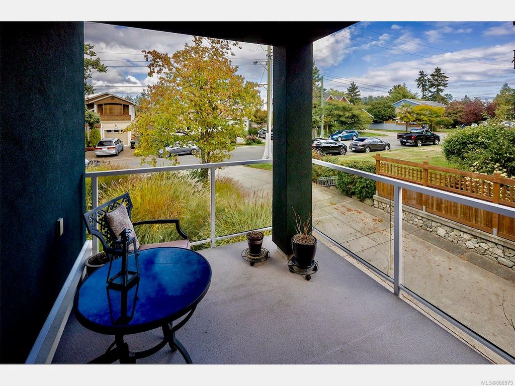 listing image 16049416241769417940