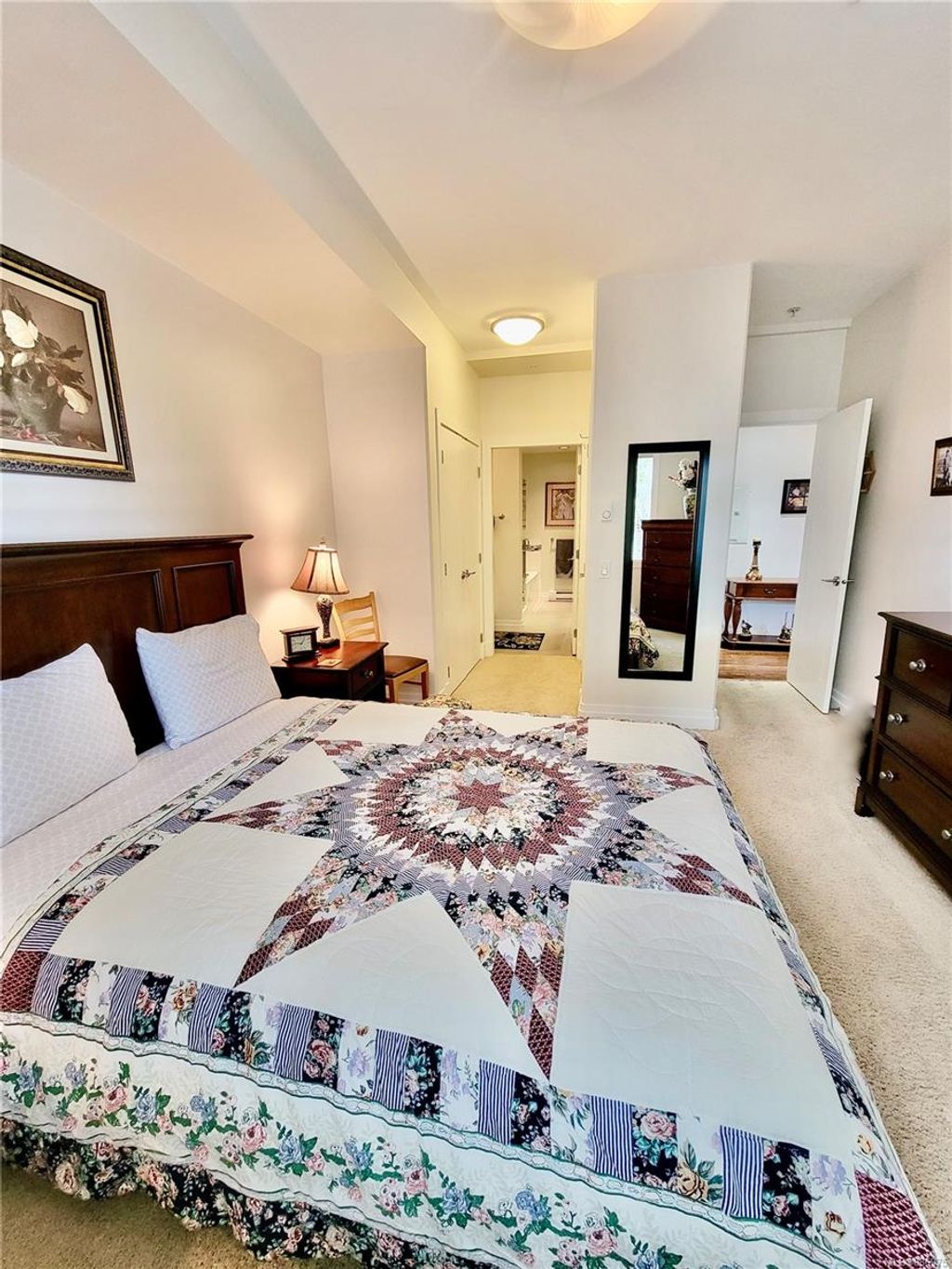 listing image 16042851525579579455
