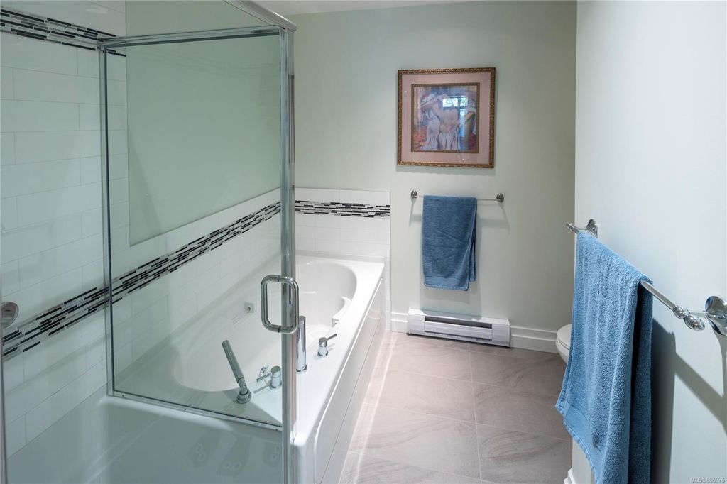 listing image 16048201377288510998