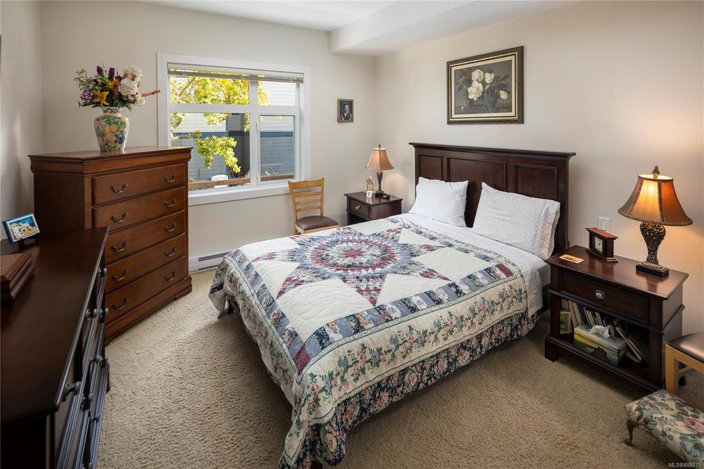 listing image 16046149806153743284