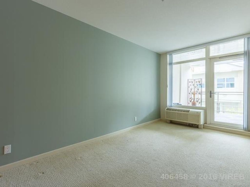 listing image 16046069009377460001