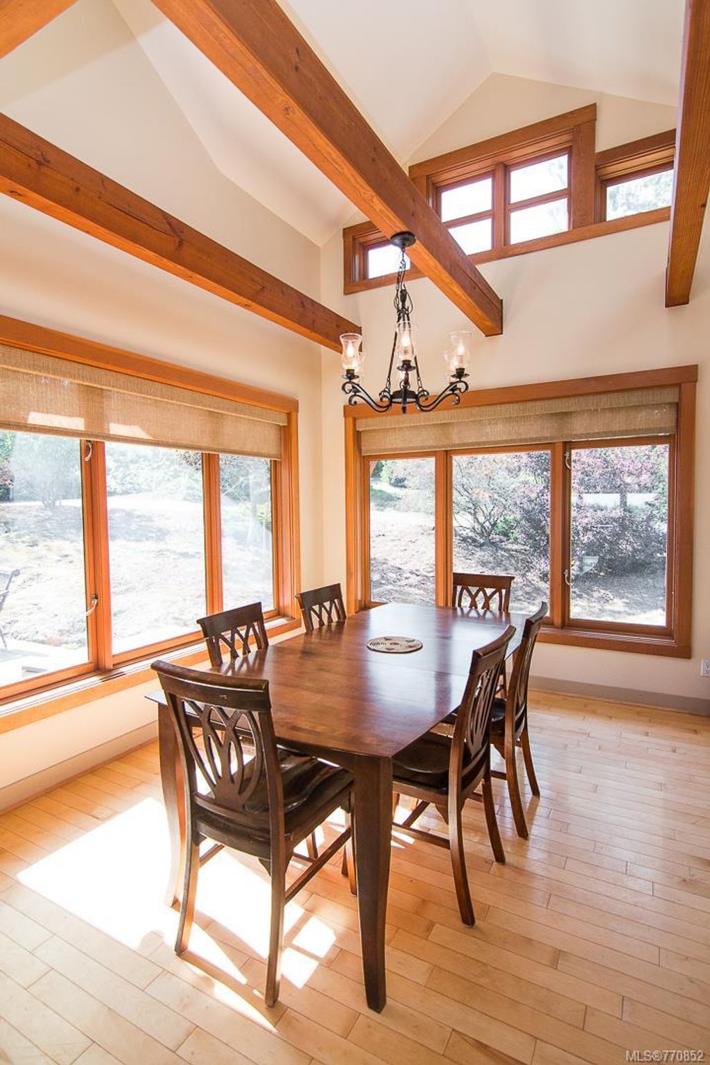listing image 16047210990431451145