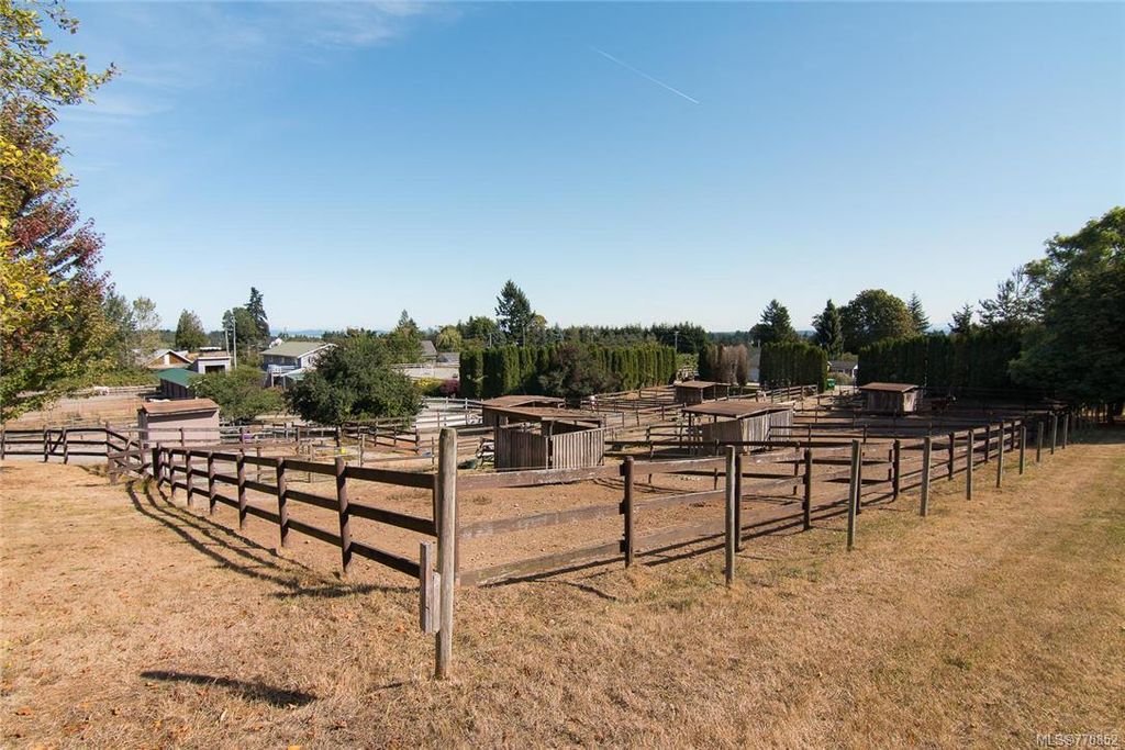 listing image 16049167128746359619
