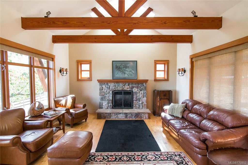 listing image 16049060364811293964