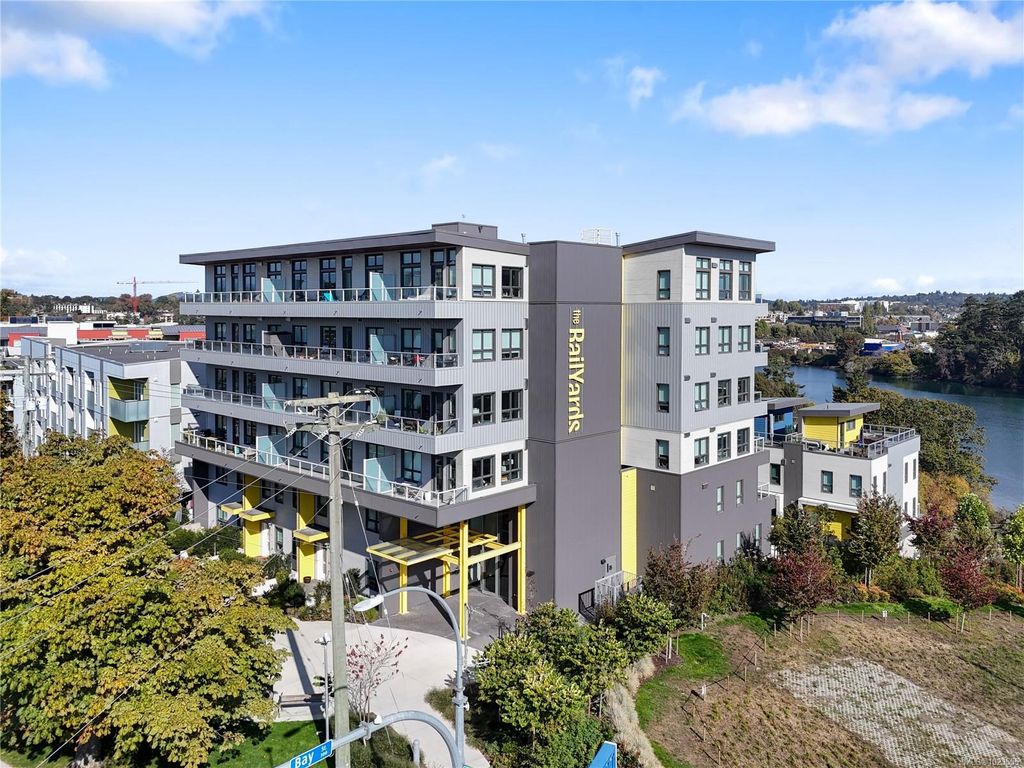 listing image 16046506825680422474