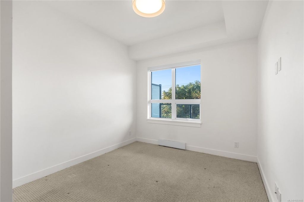 listing image 16042093077211771865