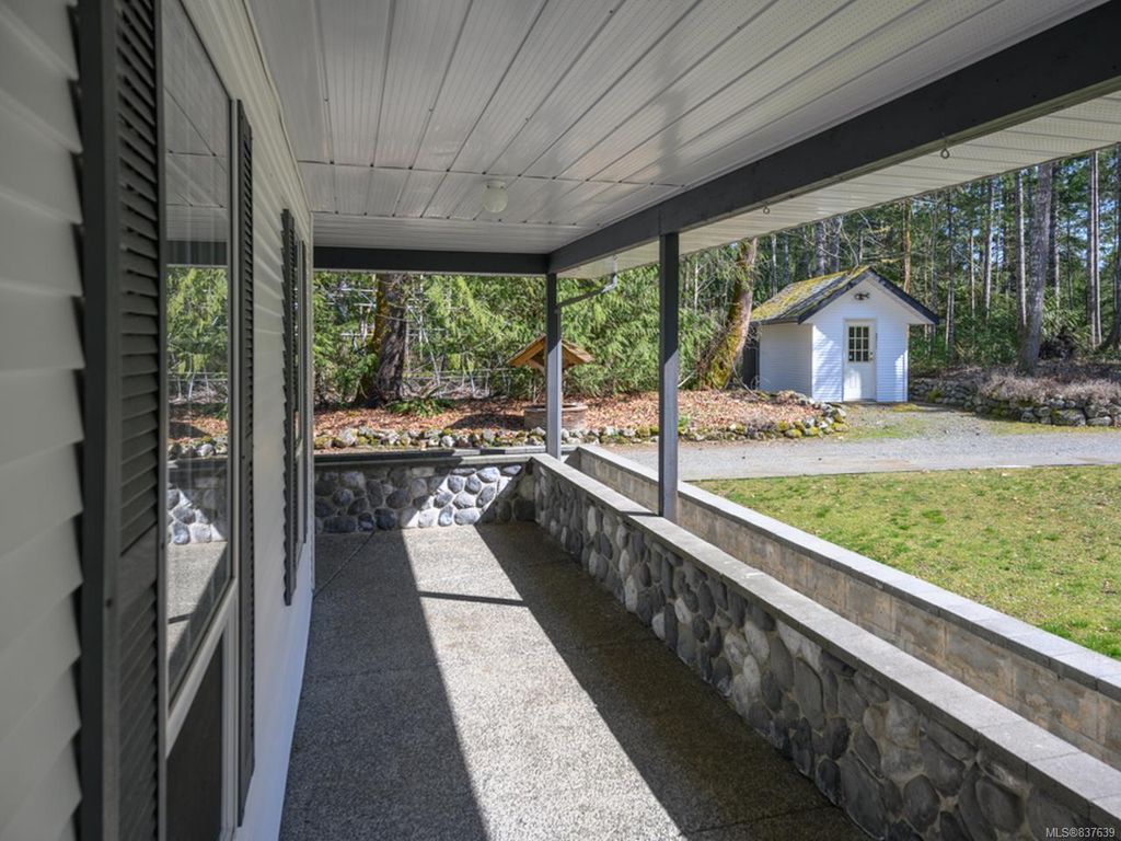 listing image 16042318783317393296