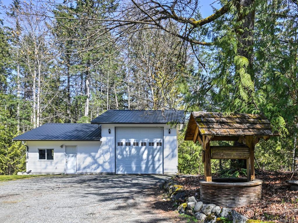 listing image 16044816638551919940