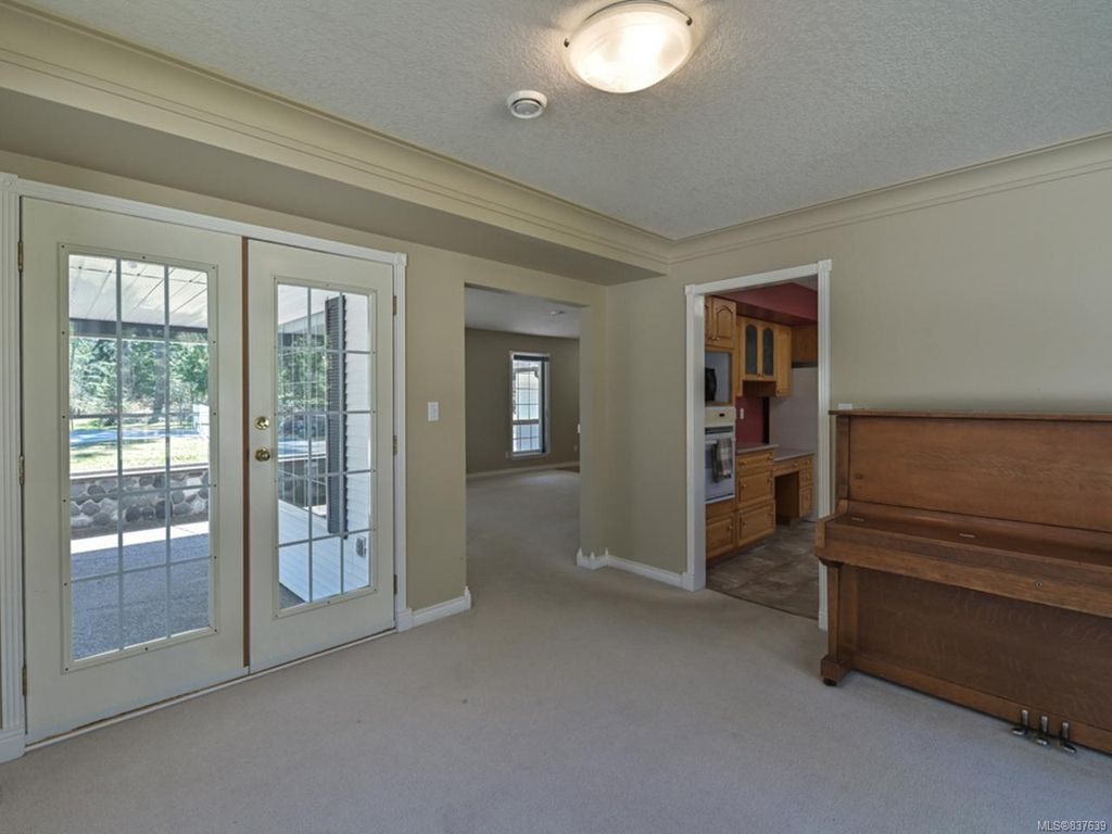 listing image 16042858640020826647