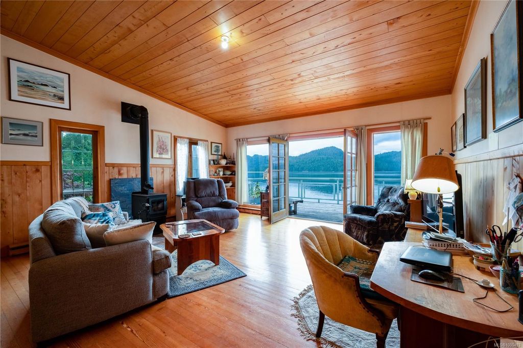 listing image 16041191373135083021