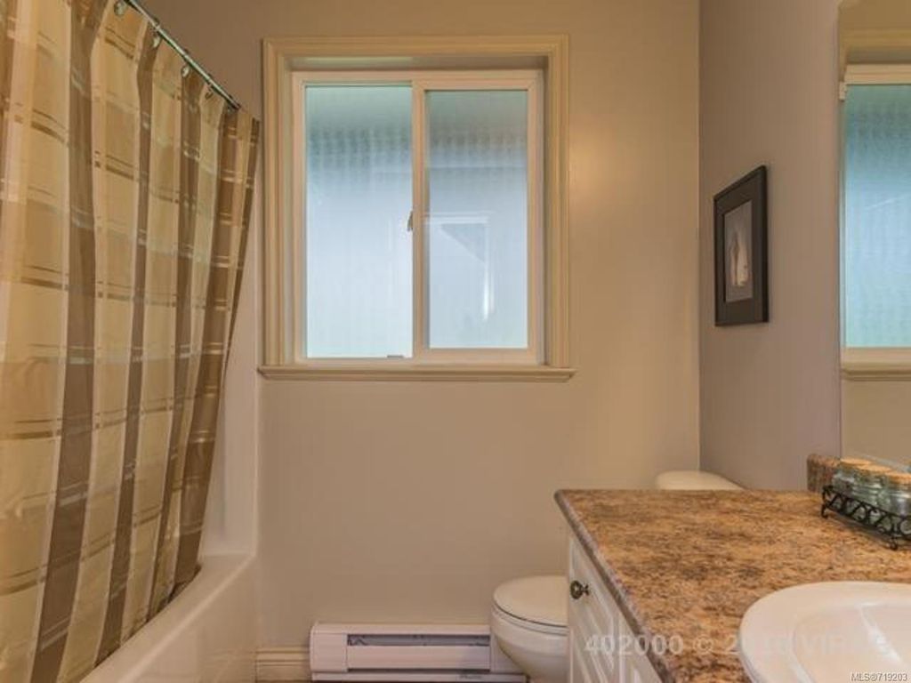 listing image 16041208238400089601