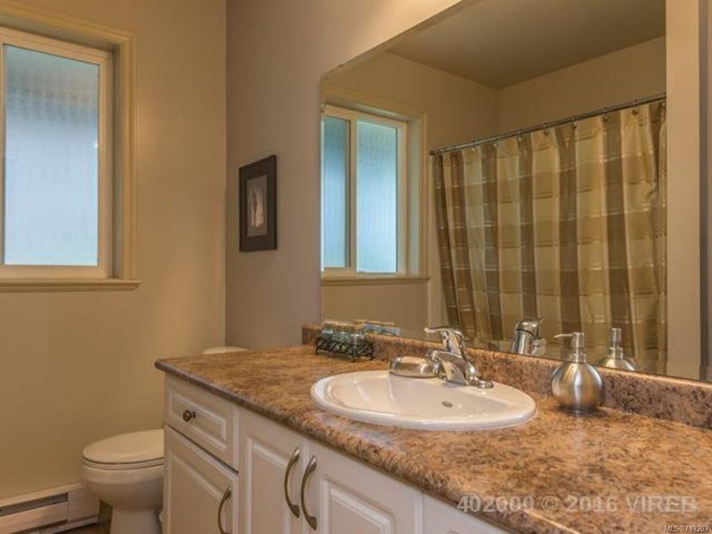 listing image 16048163883024440577