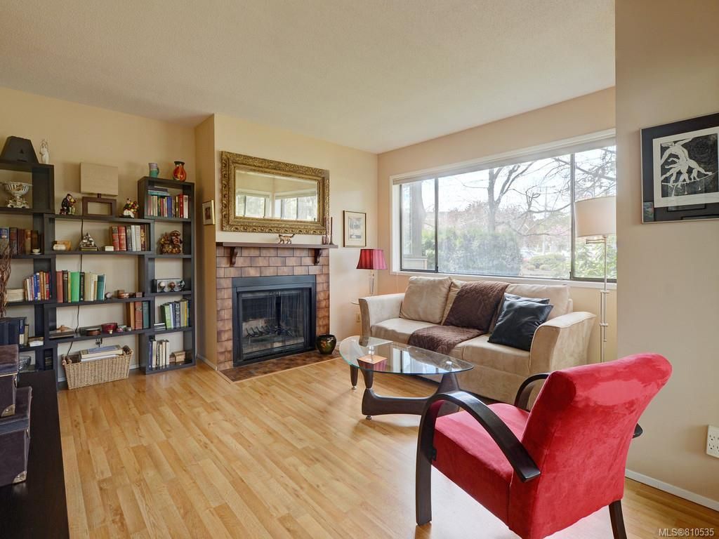 listing image 16048583219581240411