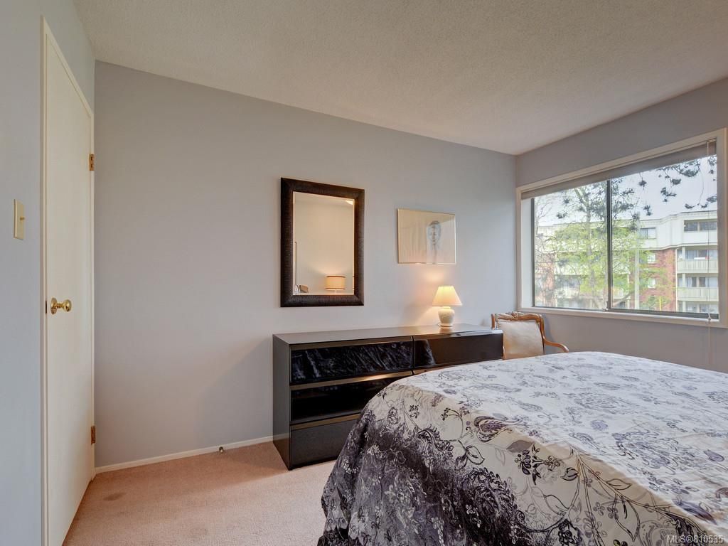 listing image 16047498175333010434