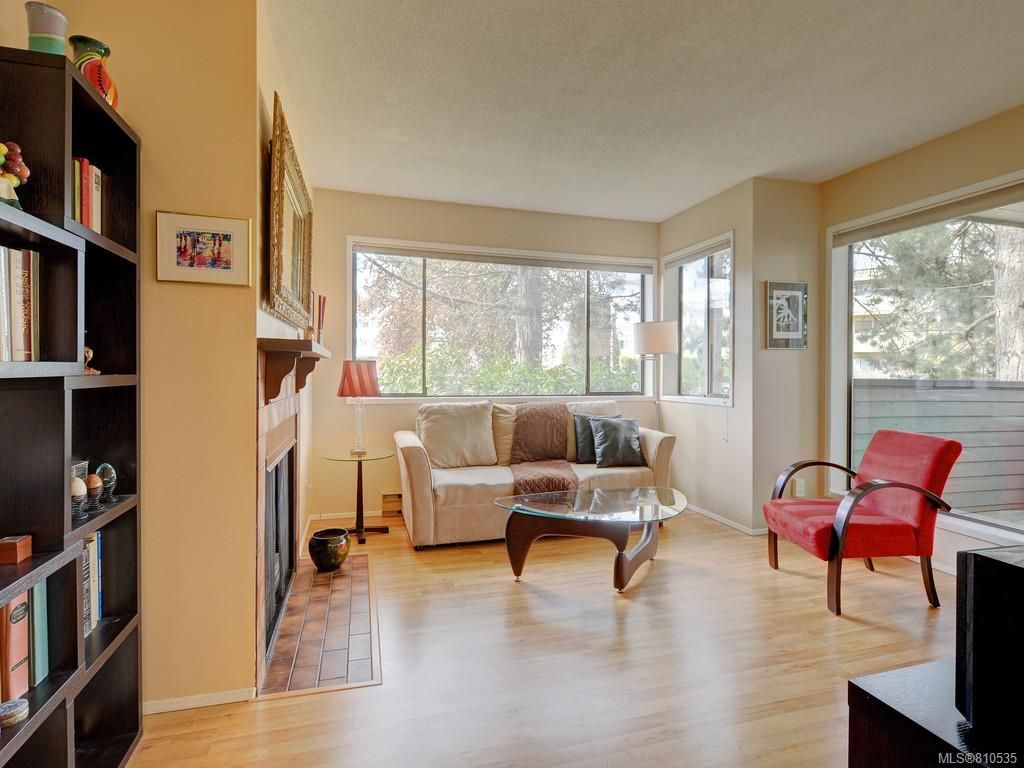 listing image 16041296416743670672