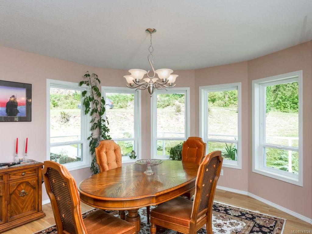 listing image 16044782693208734684