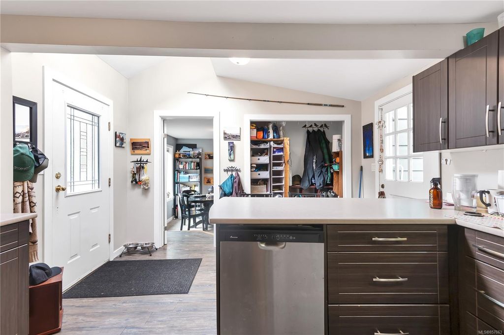 listing image 1604878882316