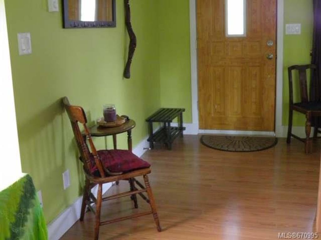 listing image 16041309501835036798