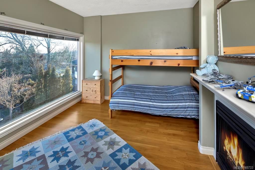 listing image 16049573280751999990