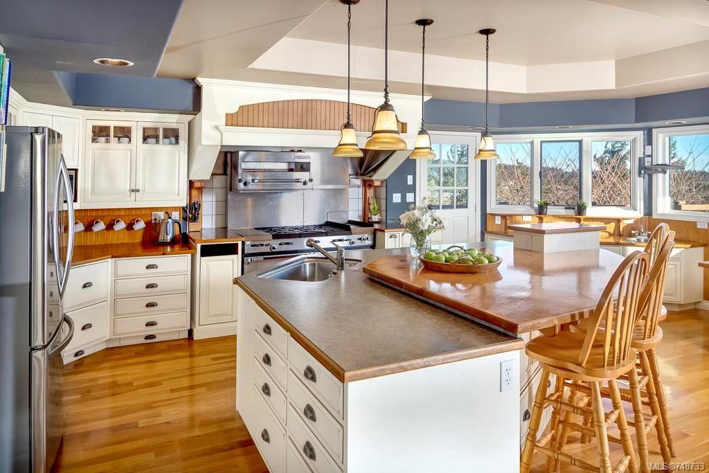 listing image 16046058449685113744