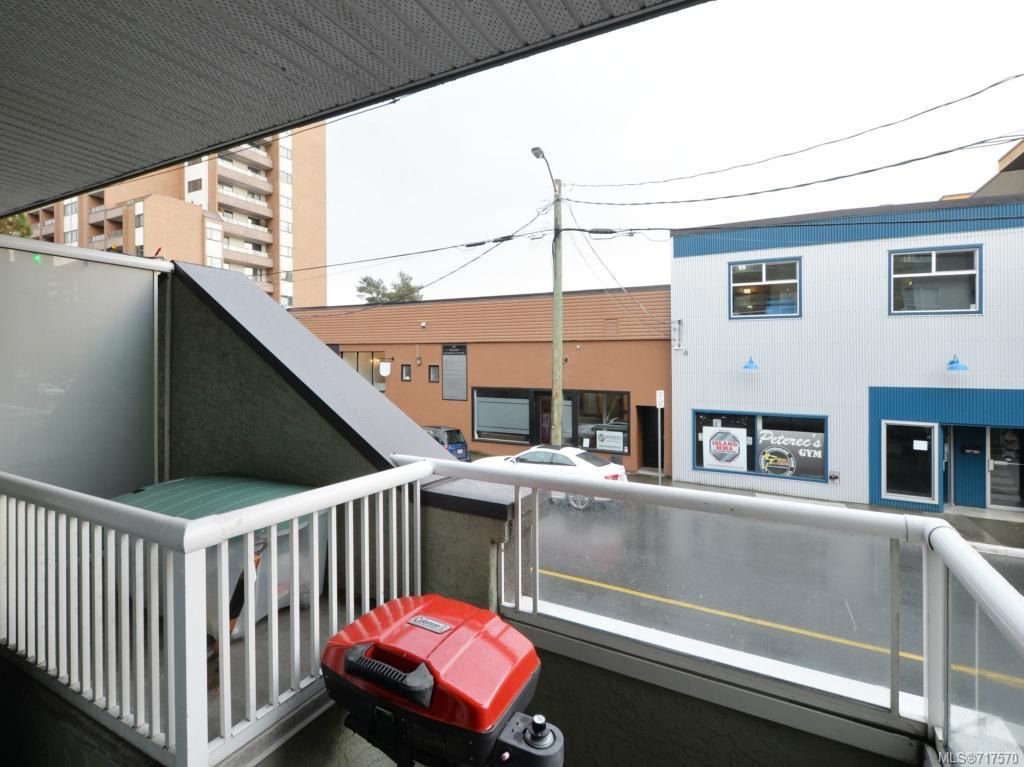 listing image 16045102684896968171