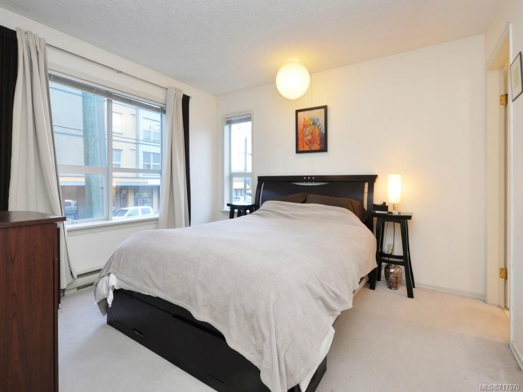 listing image 16045489915451572616
