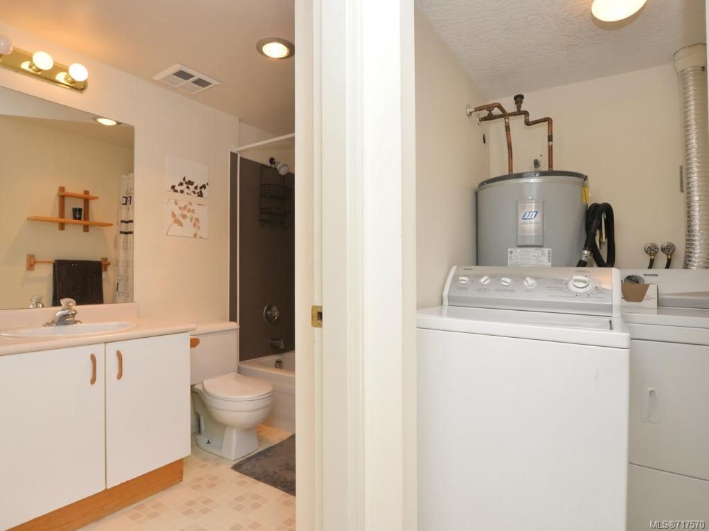 listing image 16041911722761941650