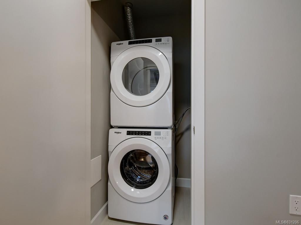 listing image 16043308006271