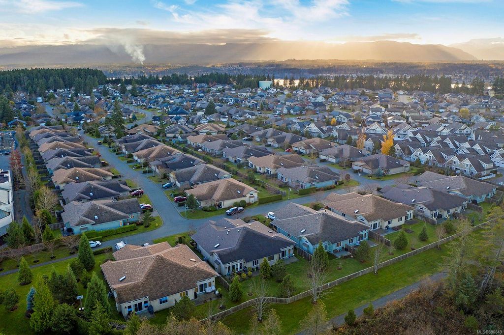 listing image 16041190003878