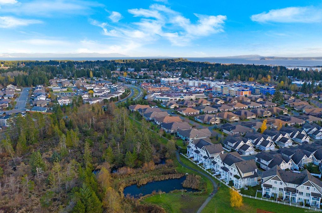 listing image 16043584984349