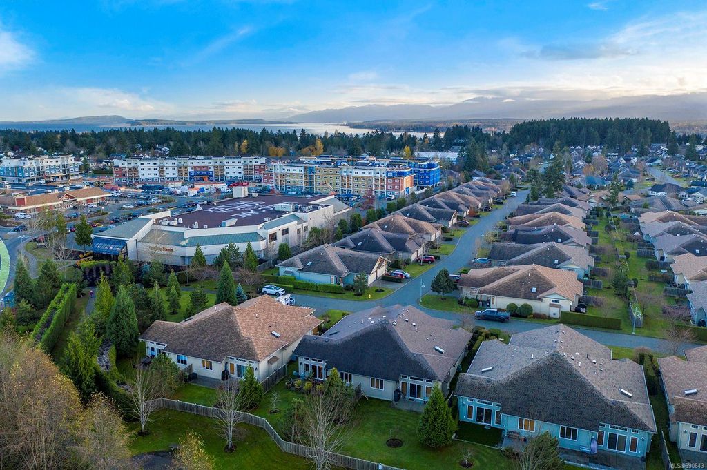 listing image 16042933197444