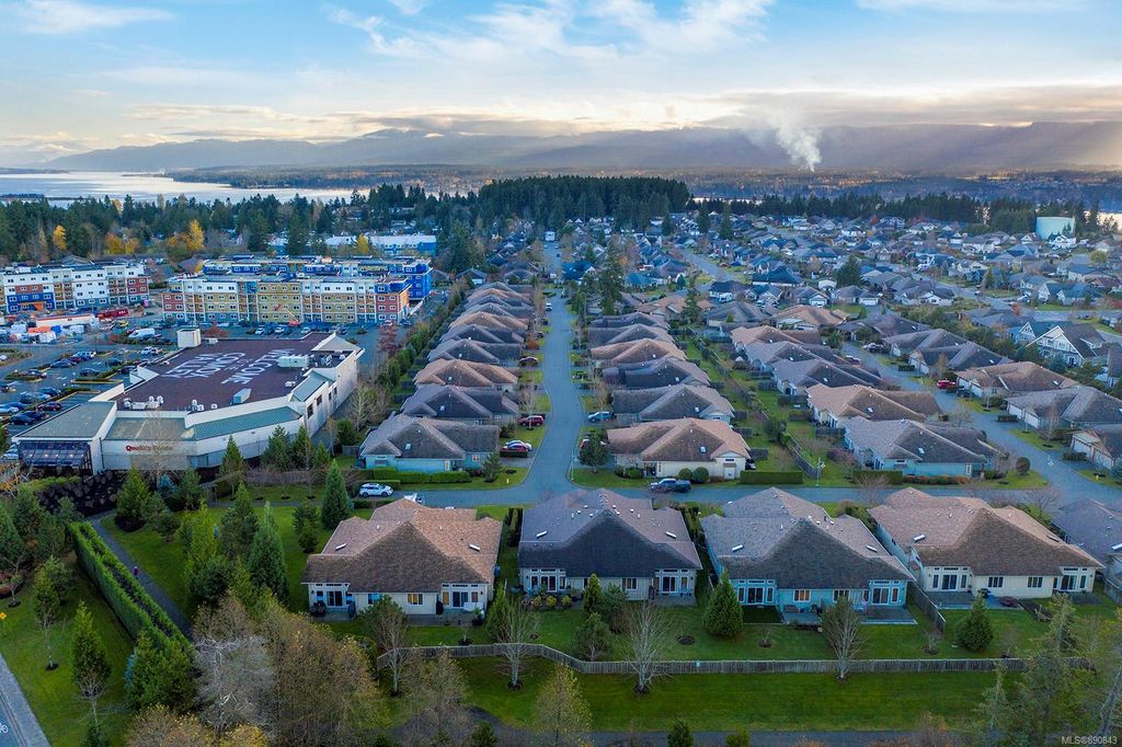 listing image 16042377678595