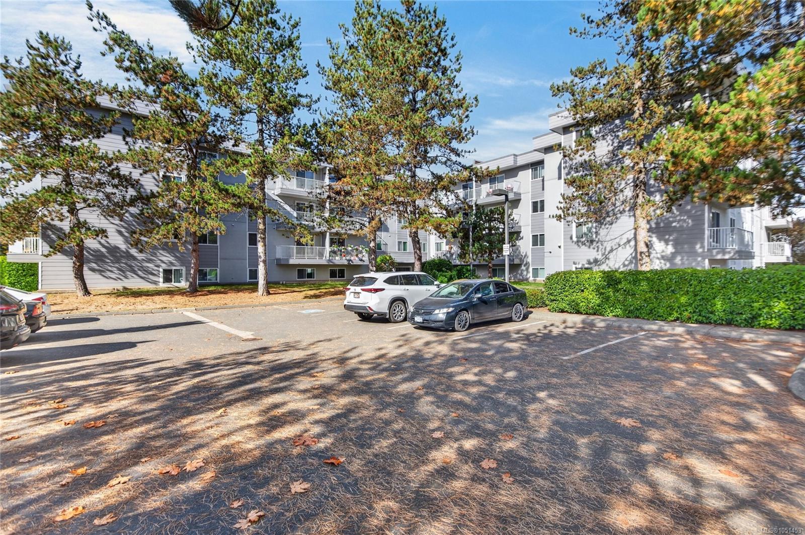 175 Centennial Dr 407