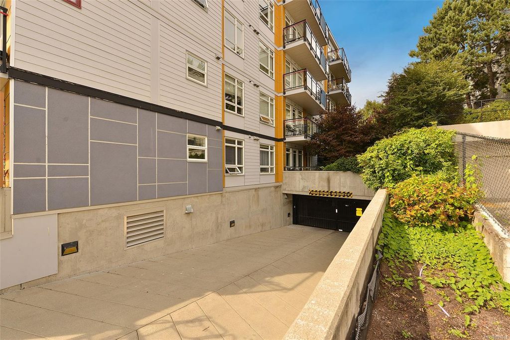 listing image 1604114474032