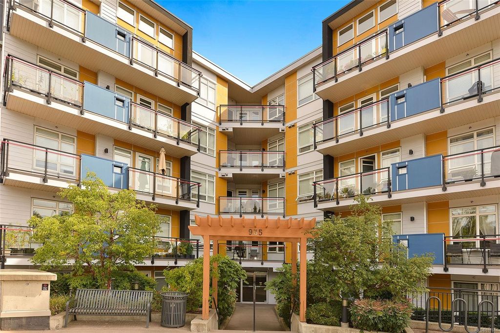 listing image 16043048198474