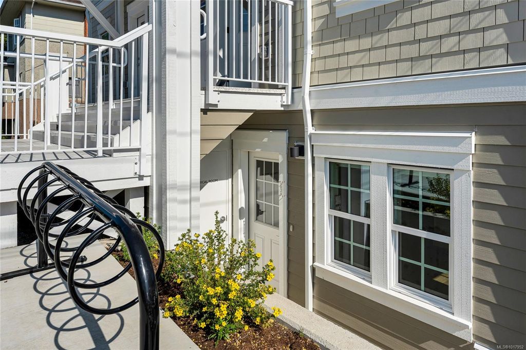 listing image 16040419709553362185