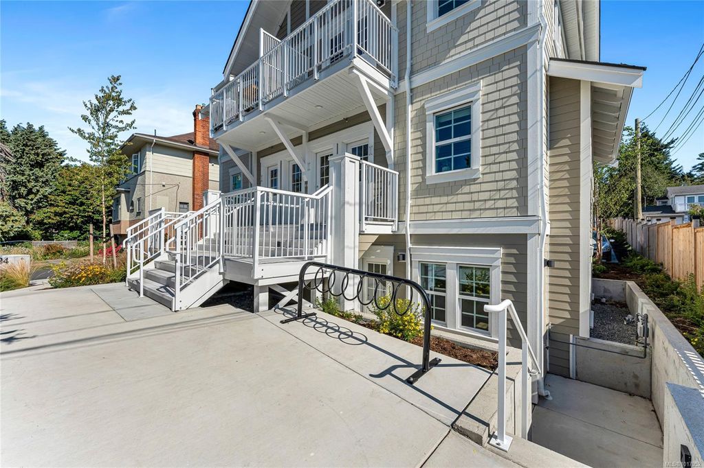 listing image 16041877176026978511