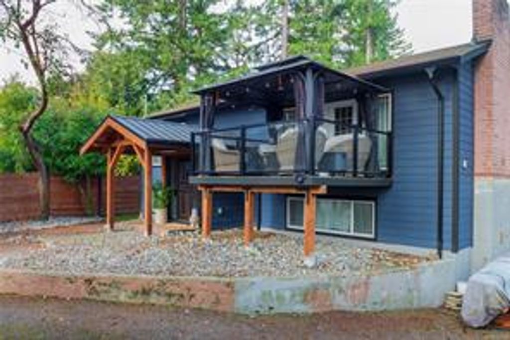 listing image 16047567303951012617