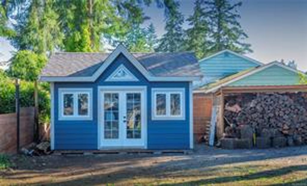 listing image 16041633221793364895