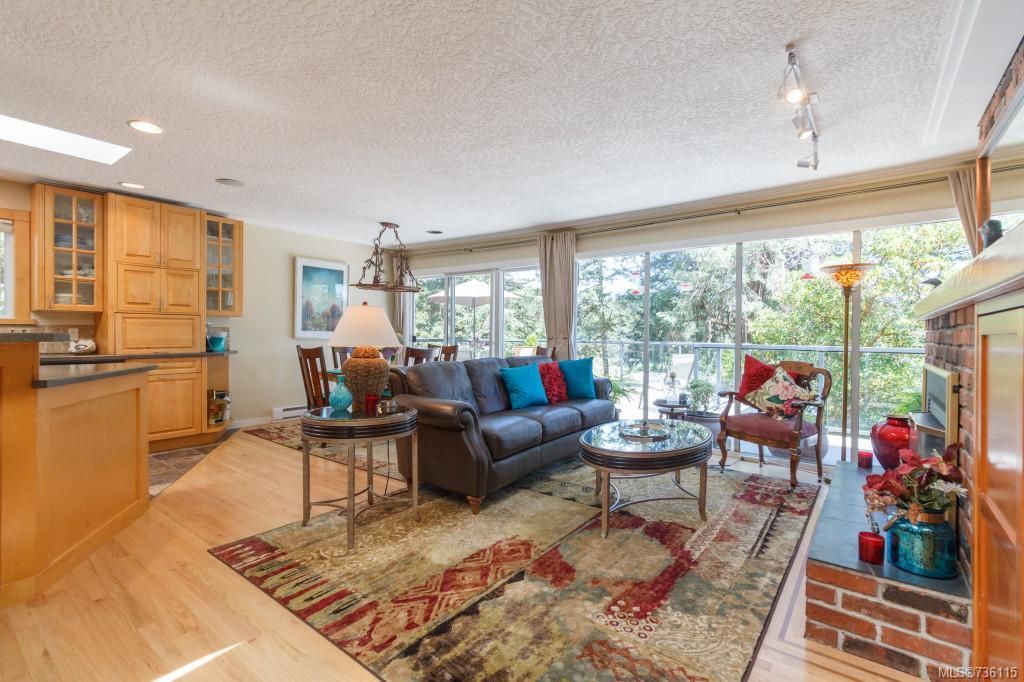 listing image 16040932723219676662