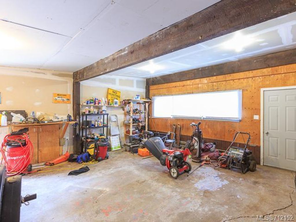 listing image 16045807795812835590