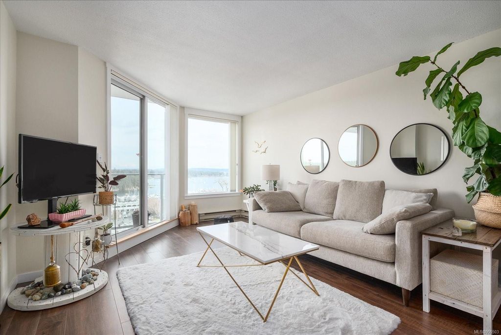 listing image 16046692261505052478