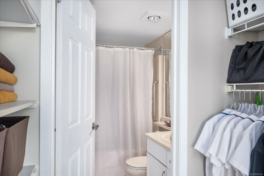 listing image 16043056542932978187